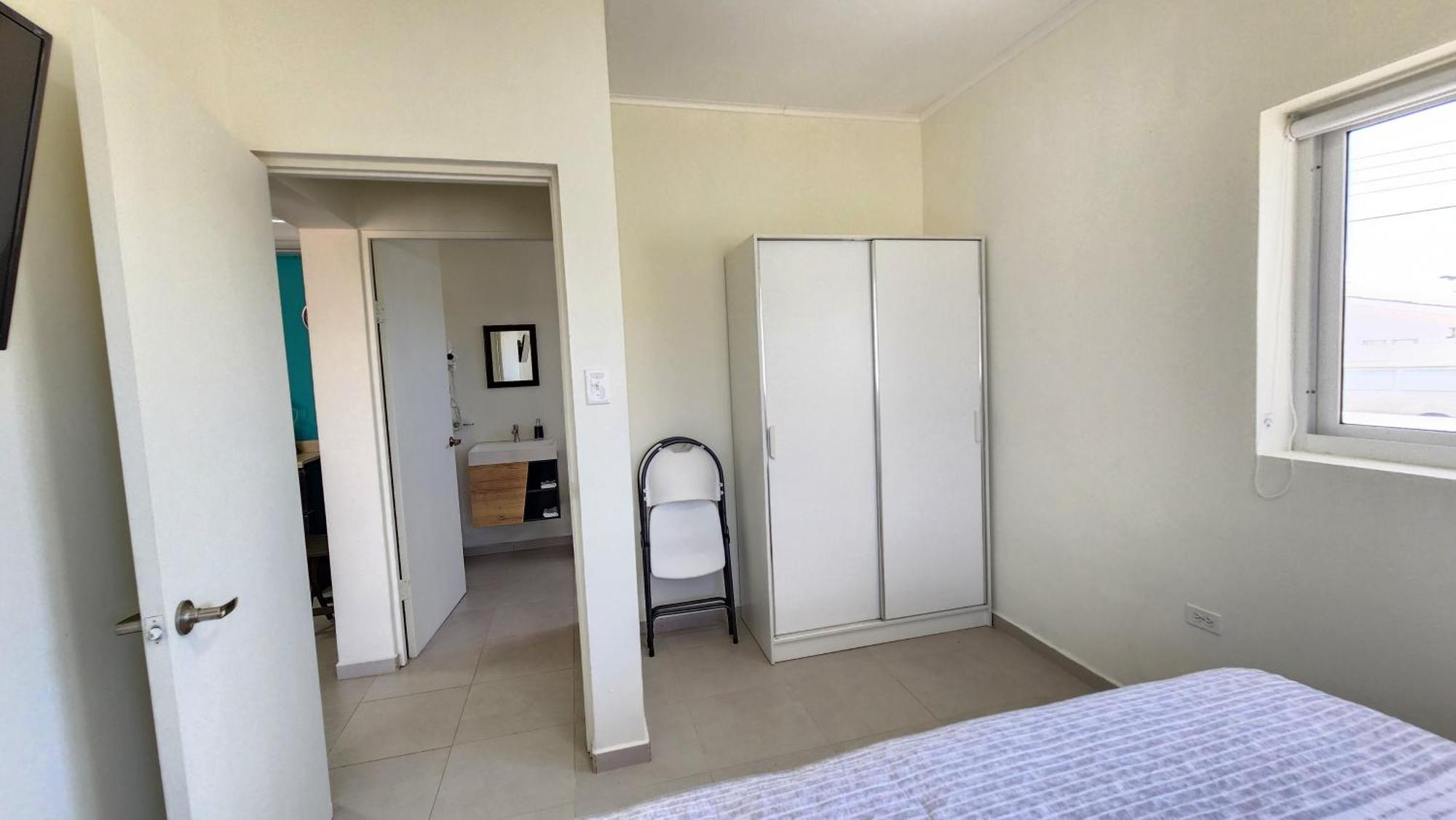 Ocean Breeze Apartments In Aruba Oranjestad Kültér fotó
